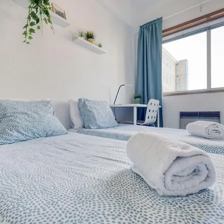 Travel & Live Bragas Oporto